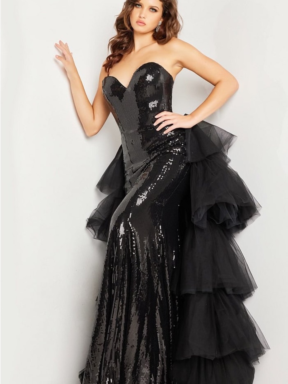Jovani Black Sequin Strapless Gown 24554 , with Tulle Ruffle Train, sz 2, nwt 🖤